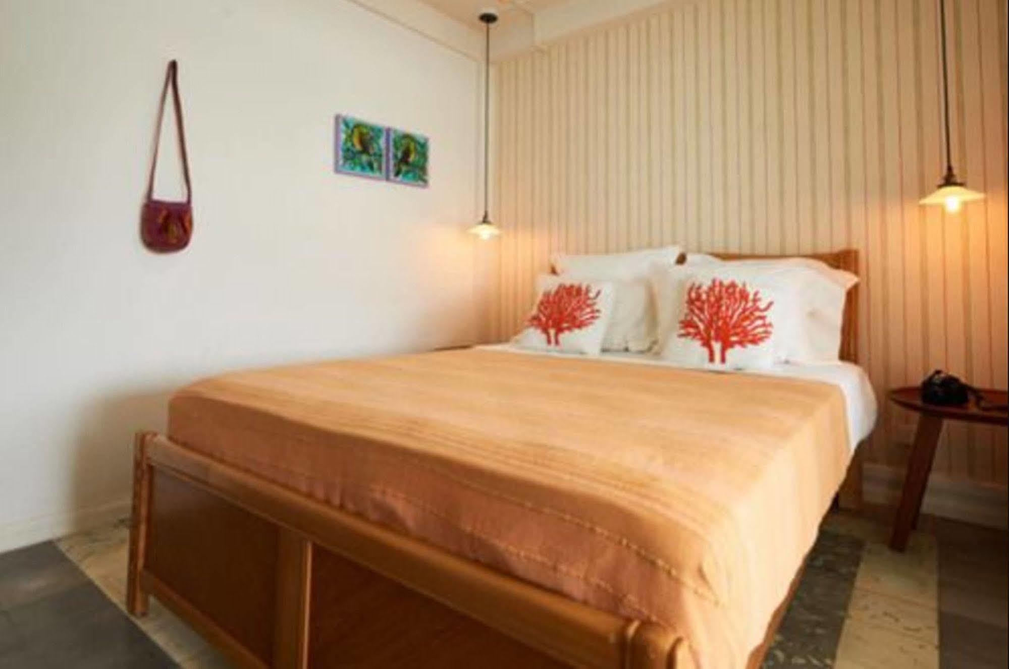 Casa Del Rayo Verde Hotelito Solidario Portobelo Ngoại thất bức ảnh
