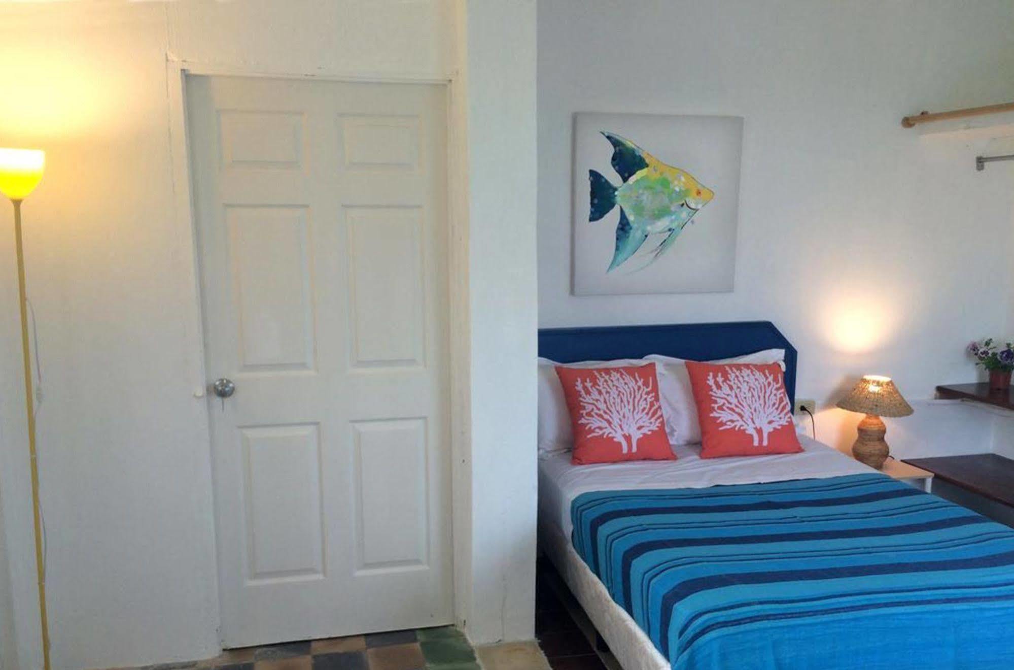 Casa Del Rayo Verde Hotelito Solidario Portobelo Ngoại thất bức ảnh